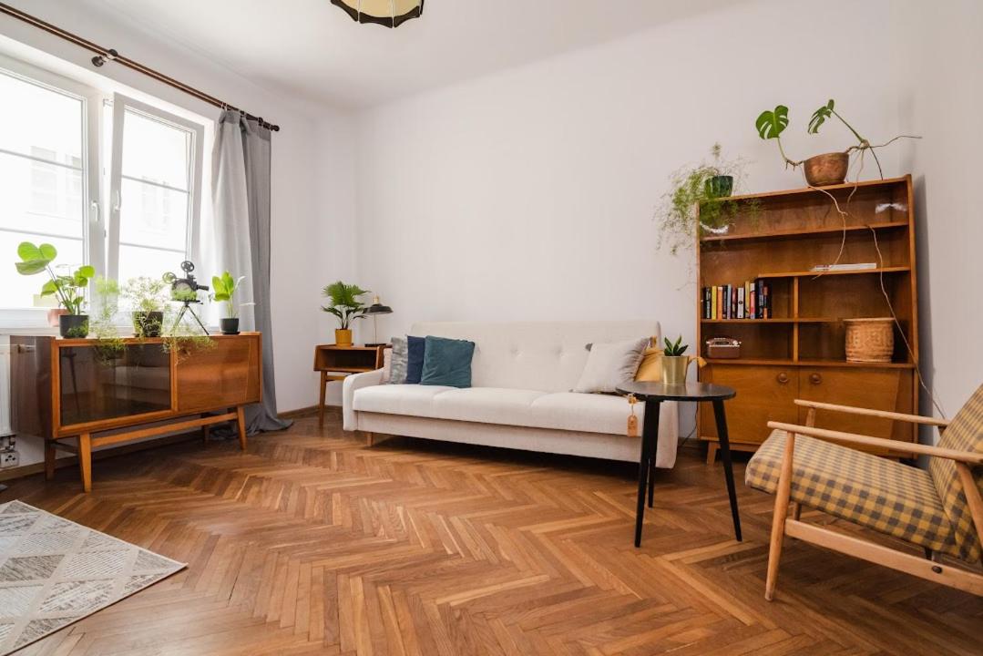 APARTAMENT VINTAGE parter