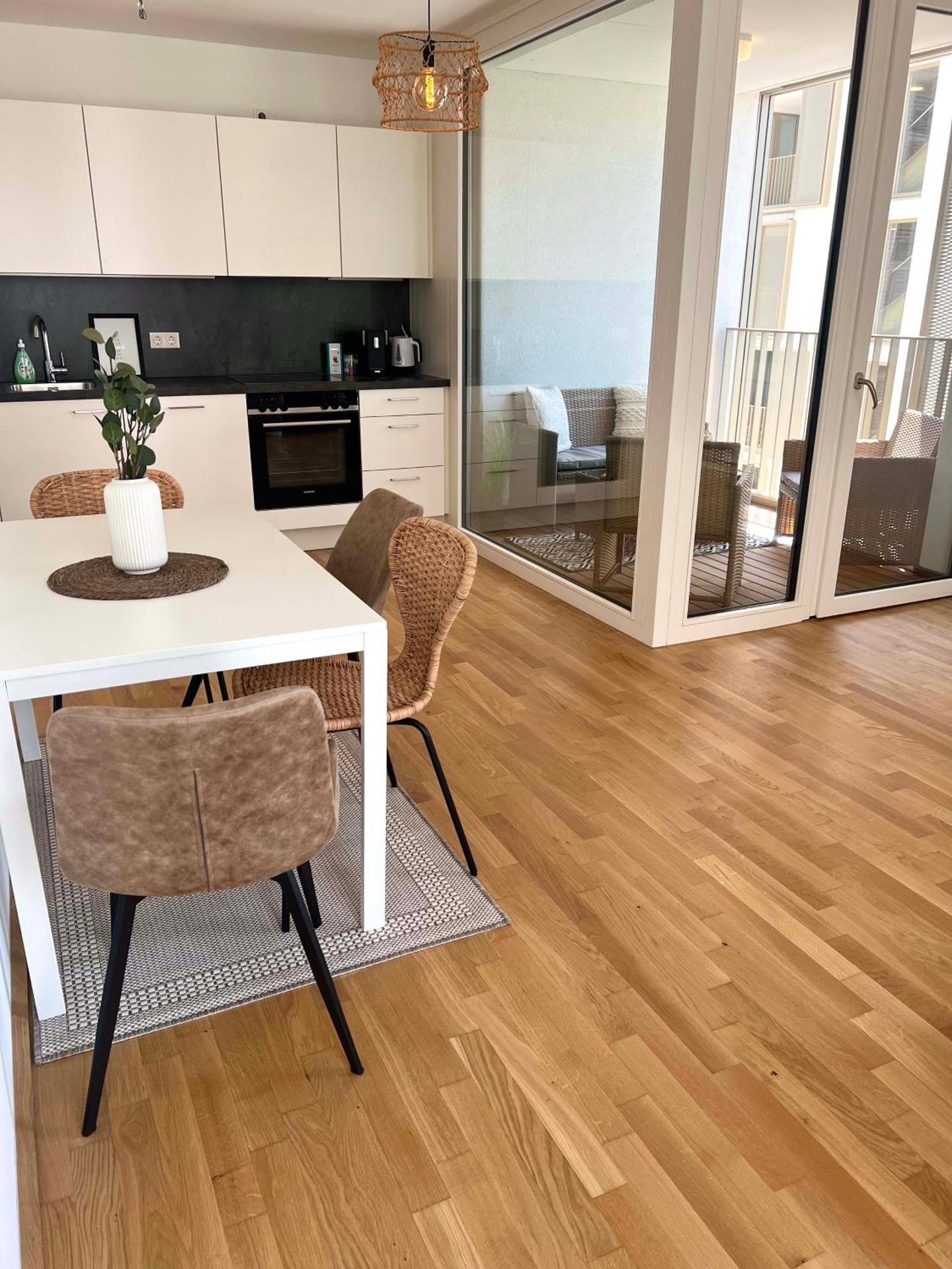 Donaublick Oasis: Stylische Wohnung