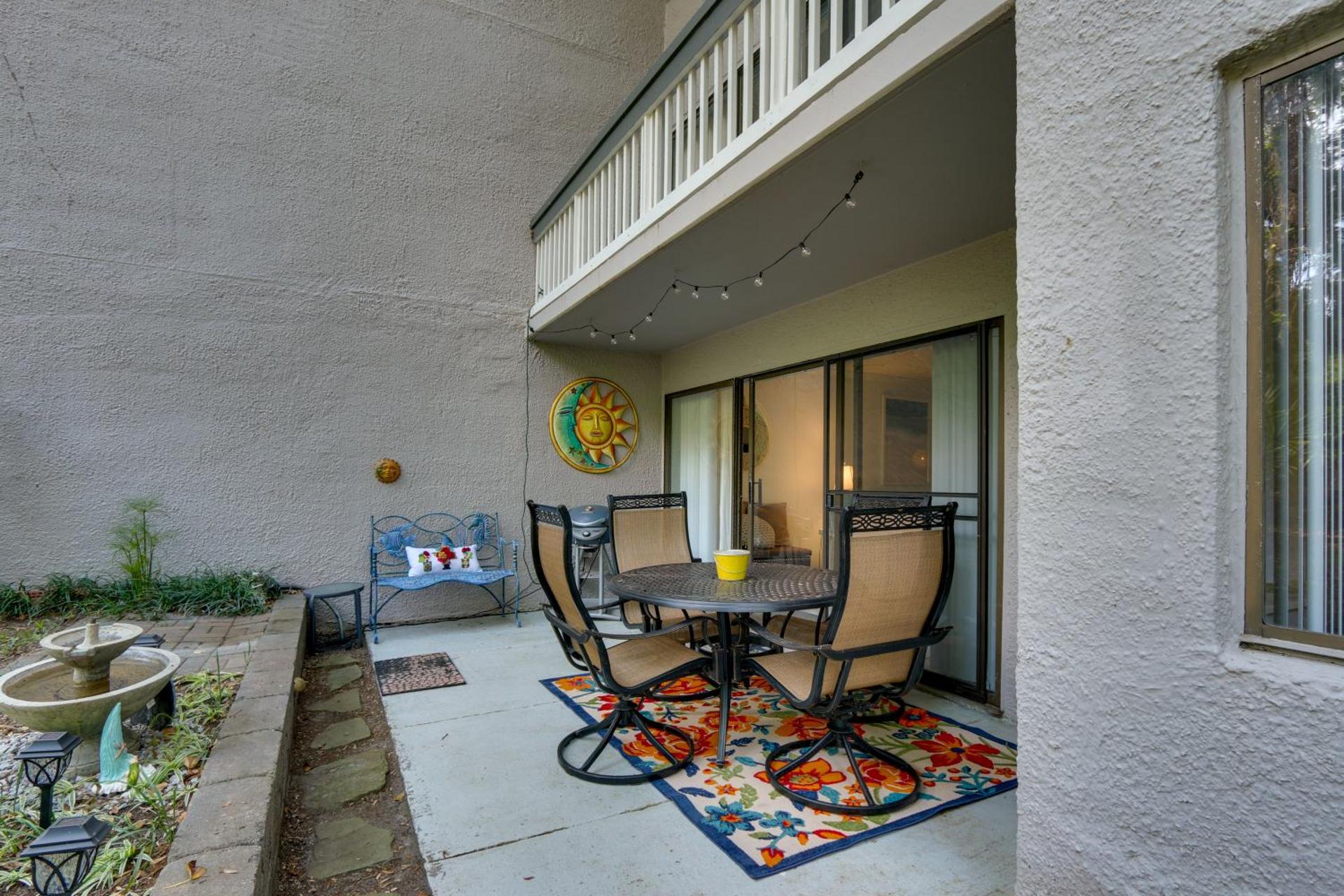 Serene Hilton Head Island Condo with Community Pool!