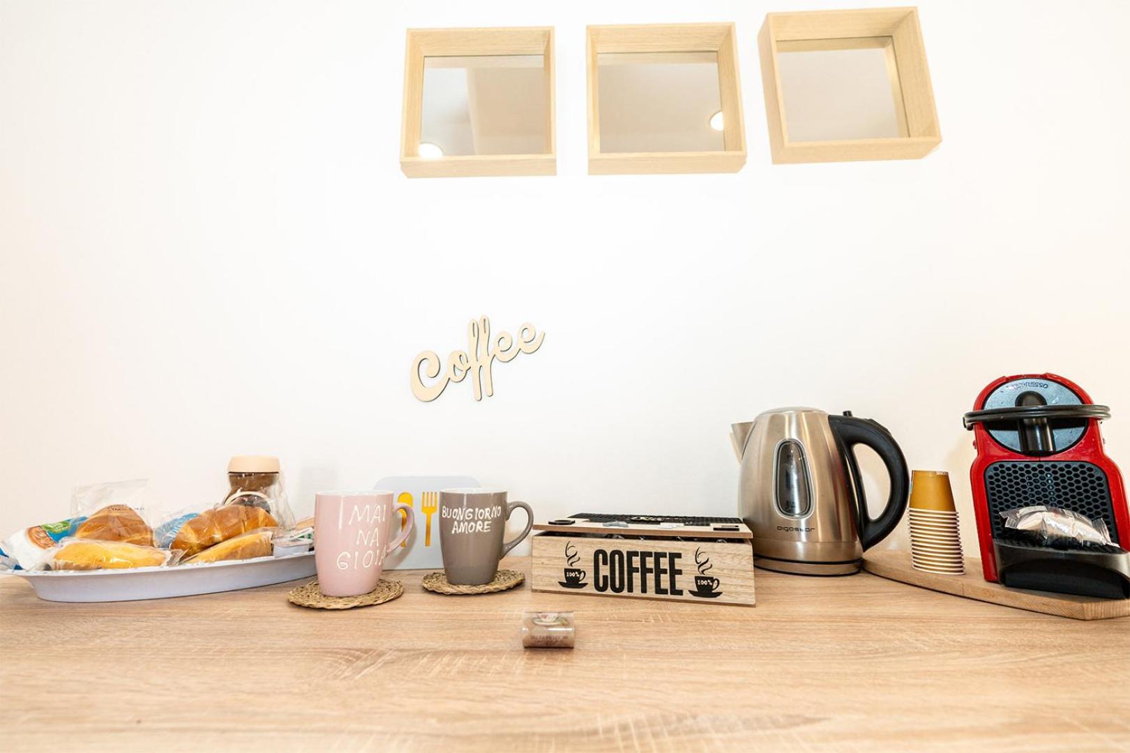 Coffee/tea facilities