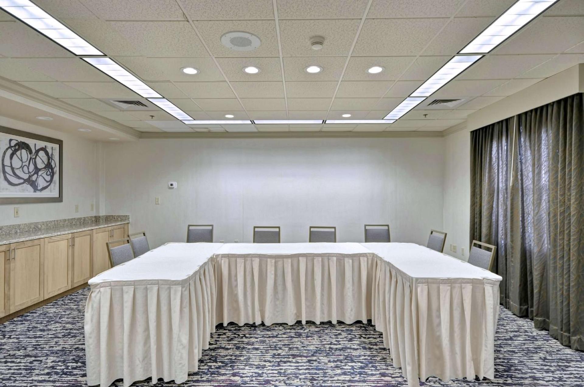 Meeting/conference room