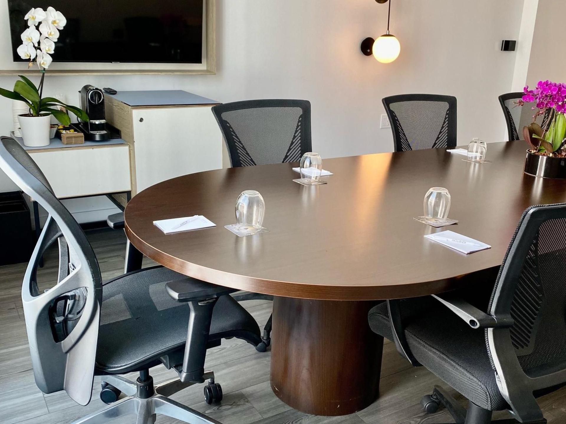 Meeting/conference room