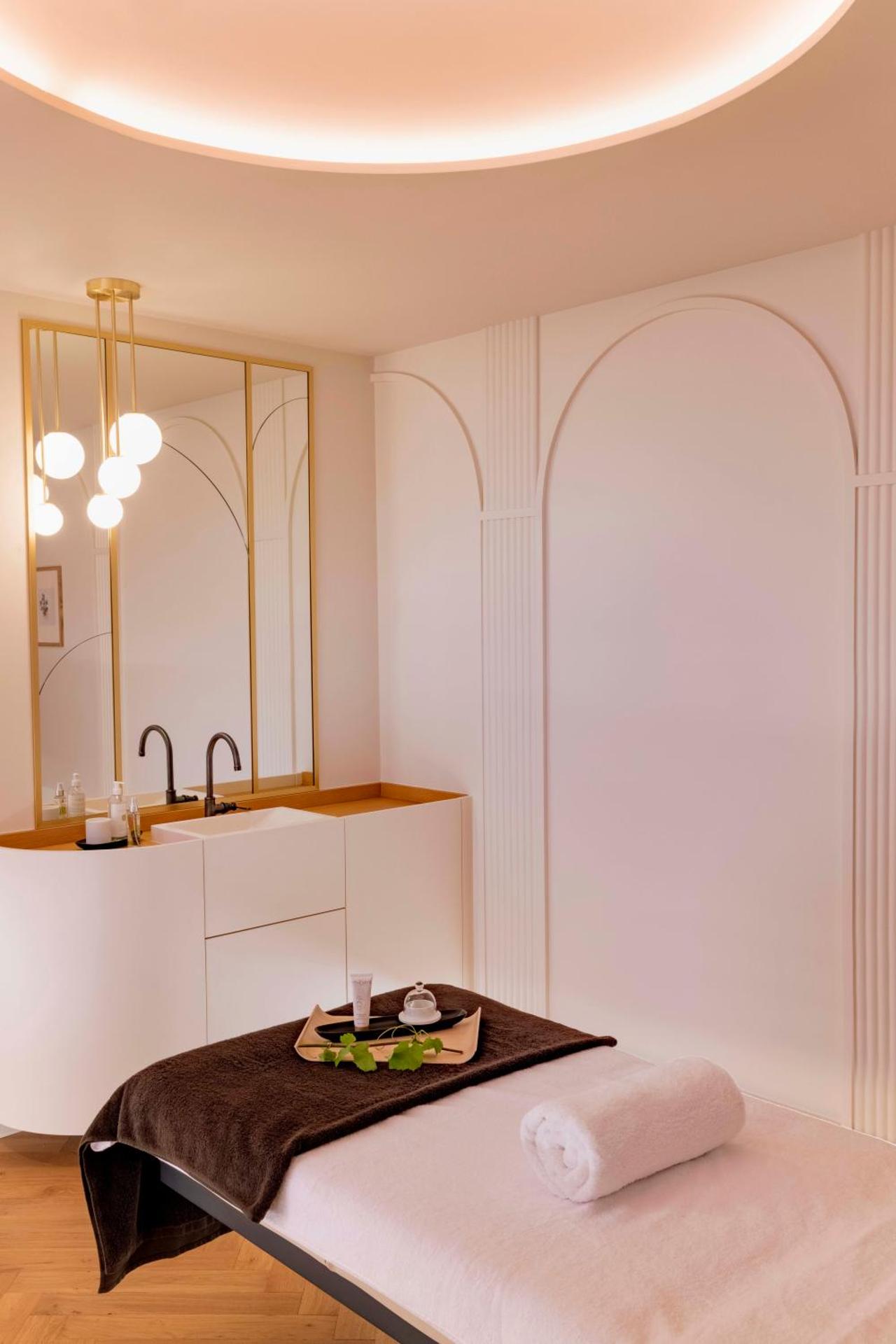 Spa and wellness centre/facilities