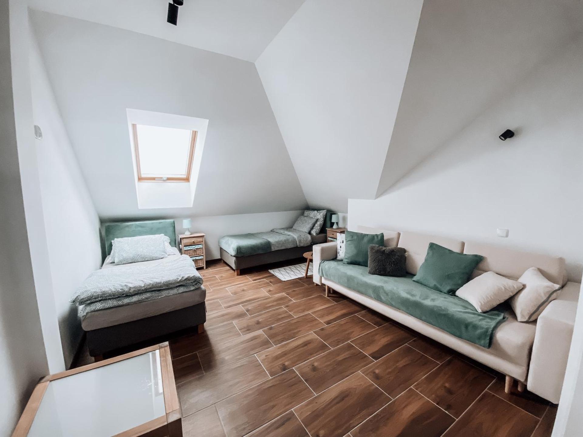 Photo of the whole room