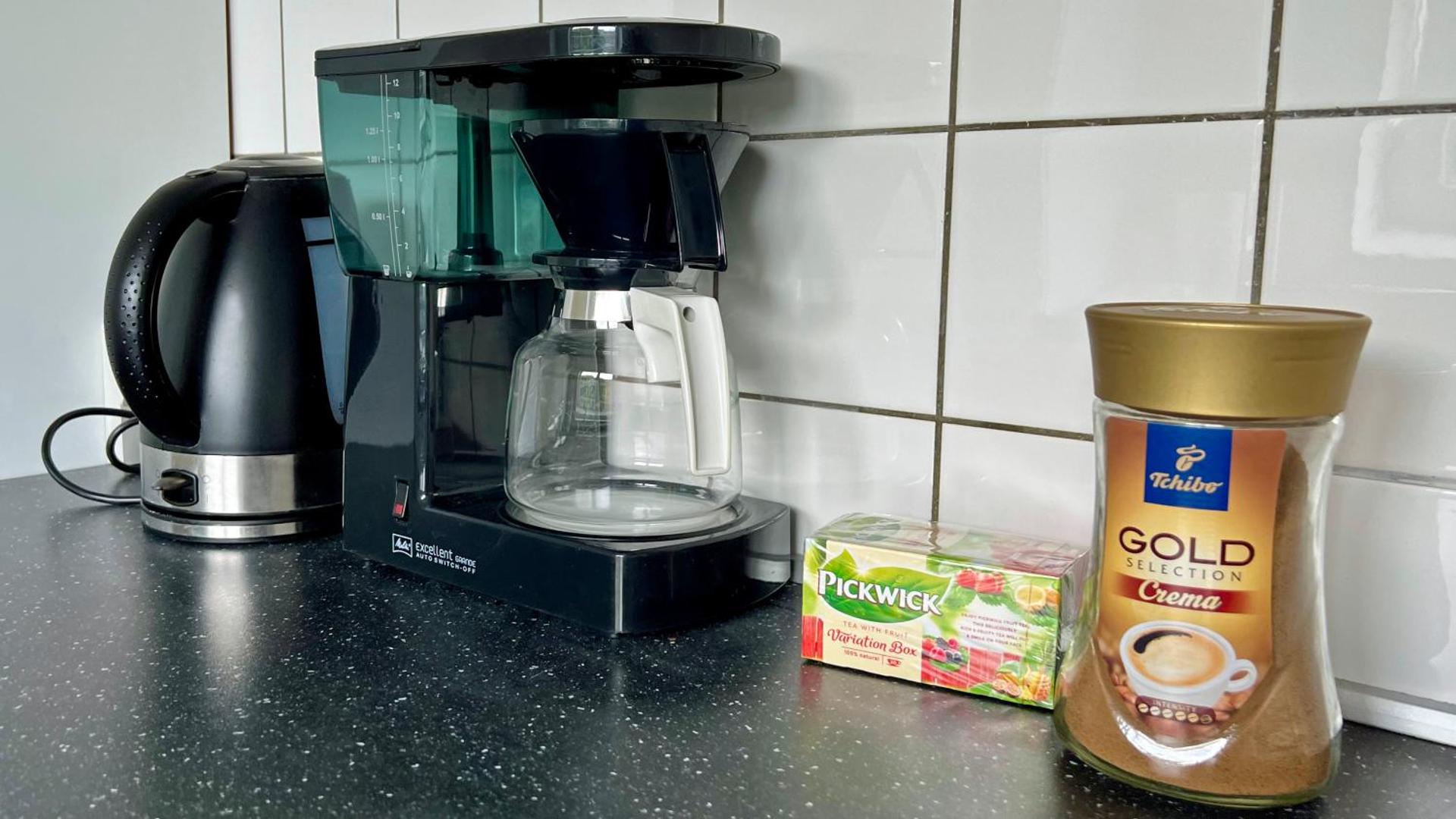 Coffee/tea facilities