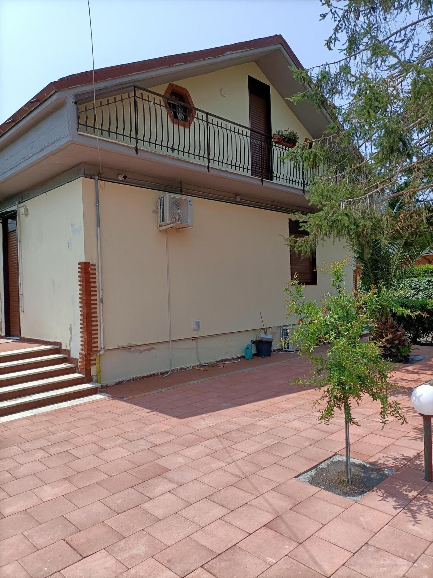 CASA VACANZE FRANCESCO E TANINA