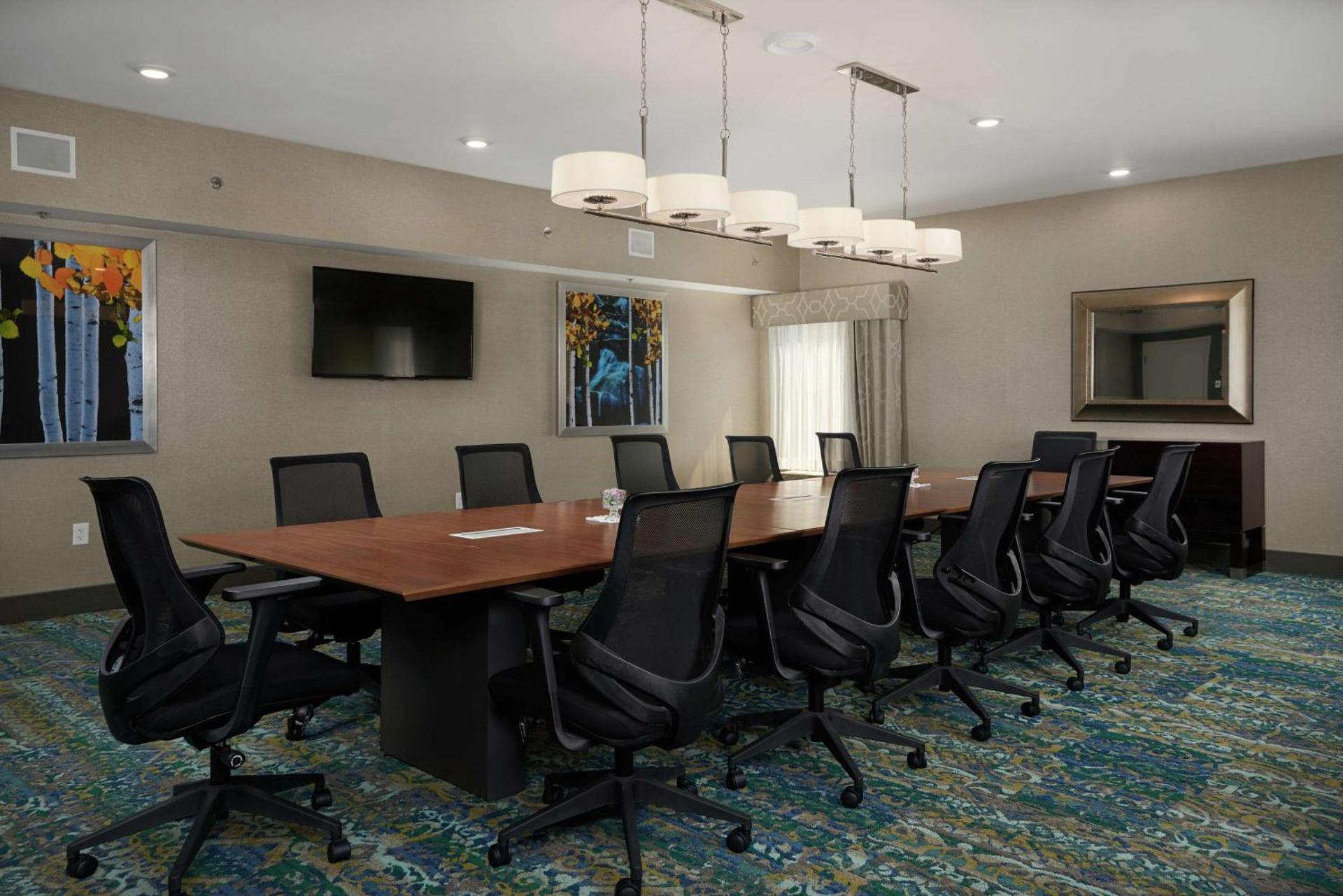 Meeting/conference room