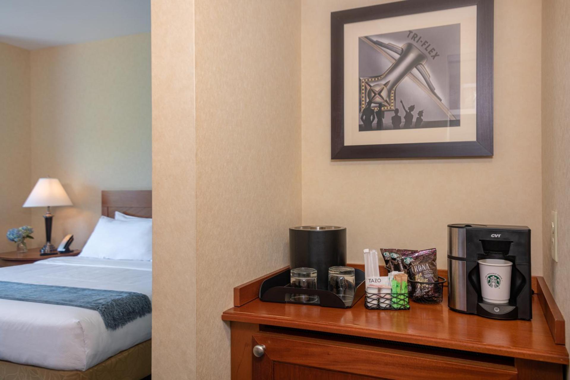 Coffee/tea facilities