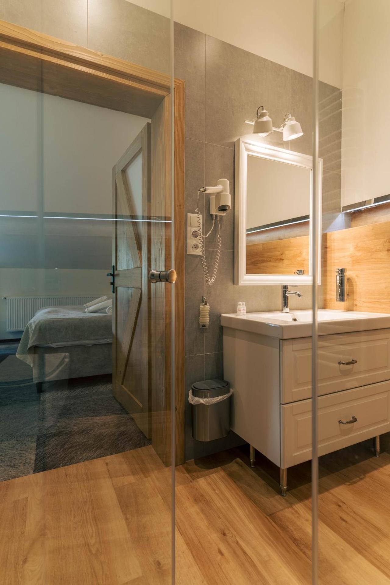 King Room with Mountain View