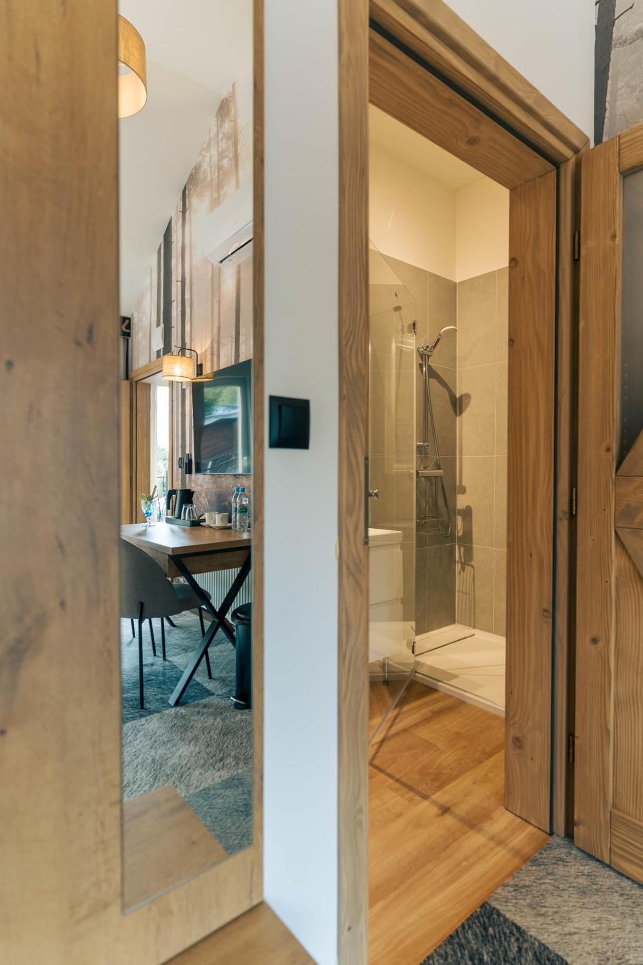 King Room with Lake View