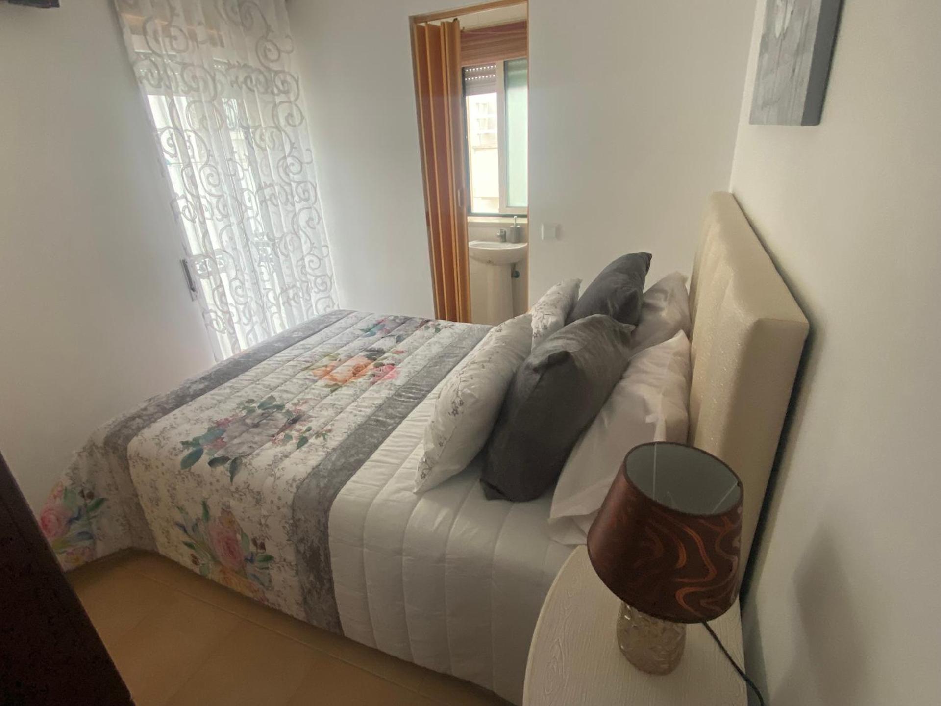 Casa Prédio triplex - Faneca Apartamentos