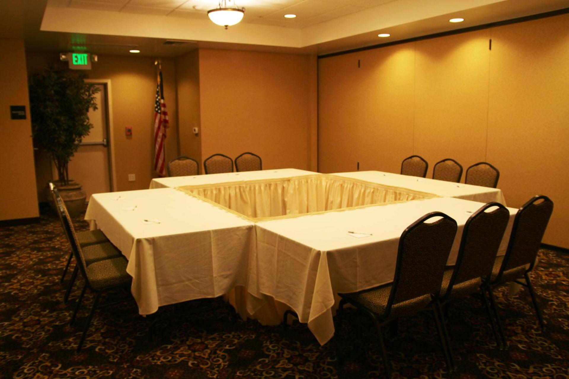 Meeting/conference room