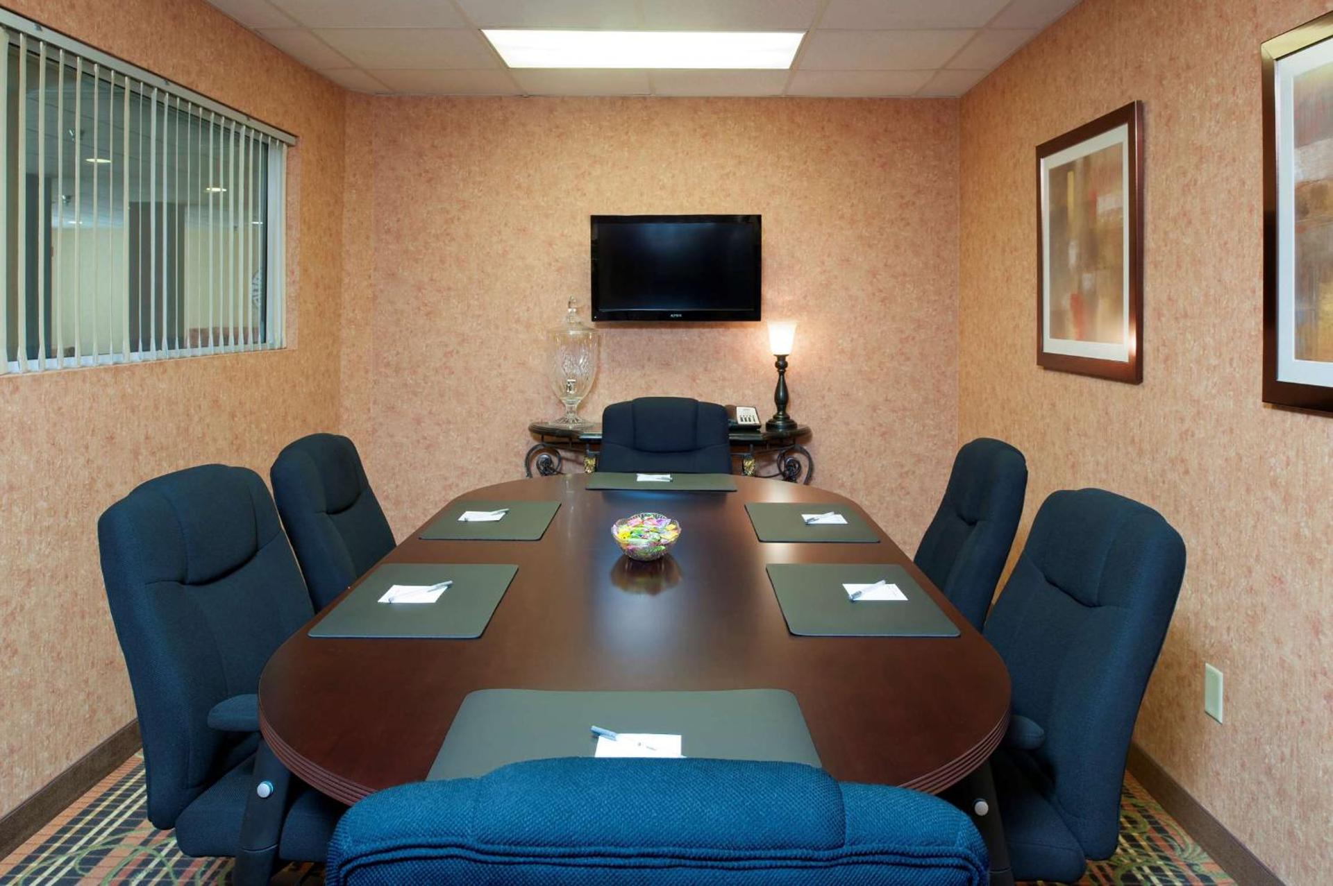 Meeting/conference room