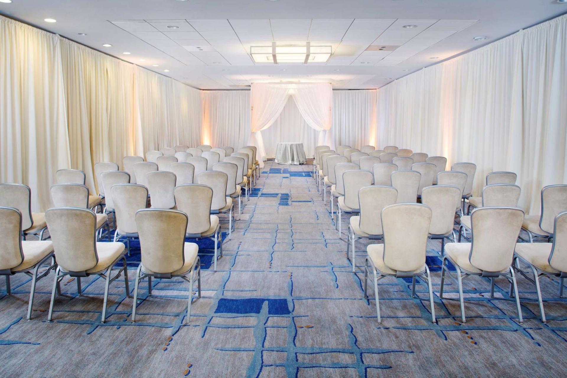 Meeting/conference room