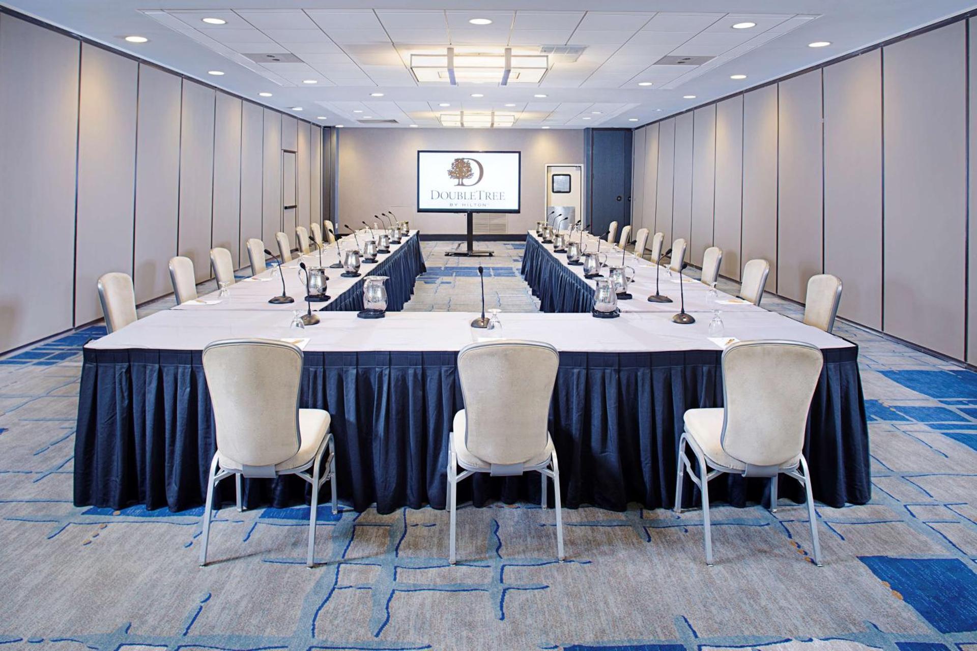 Meeting/conference room