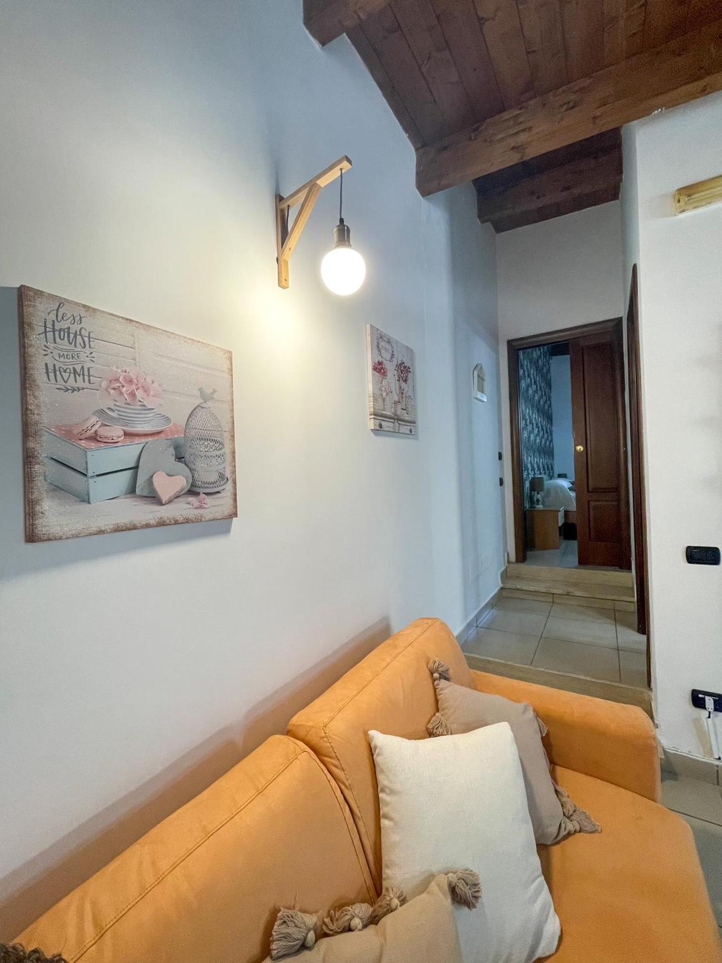 Casa Nennella con Parcheggio Auto gratuito in Loco