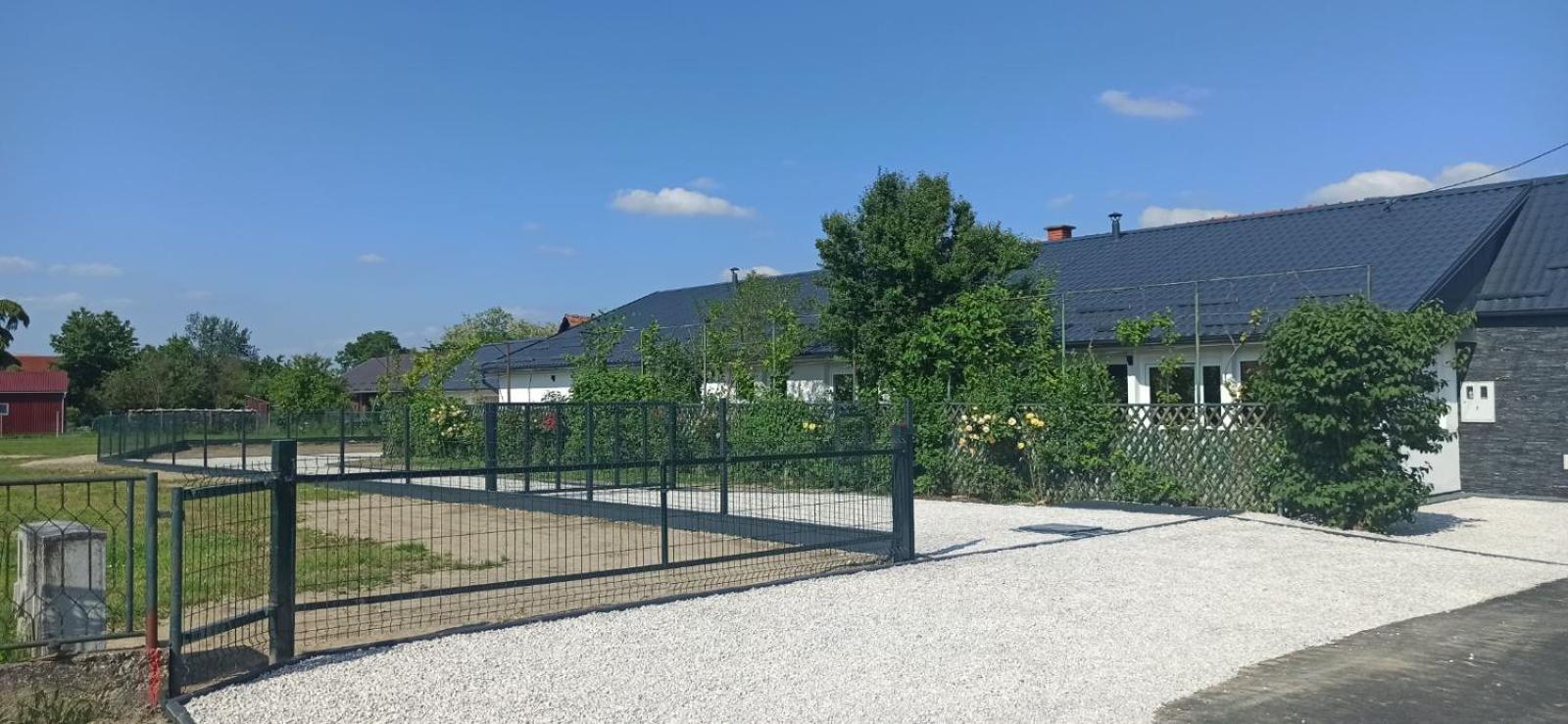 Apartmani CARPE DIEM