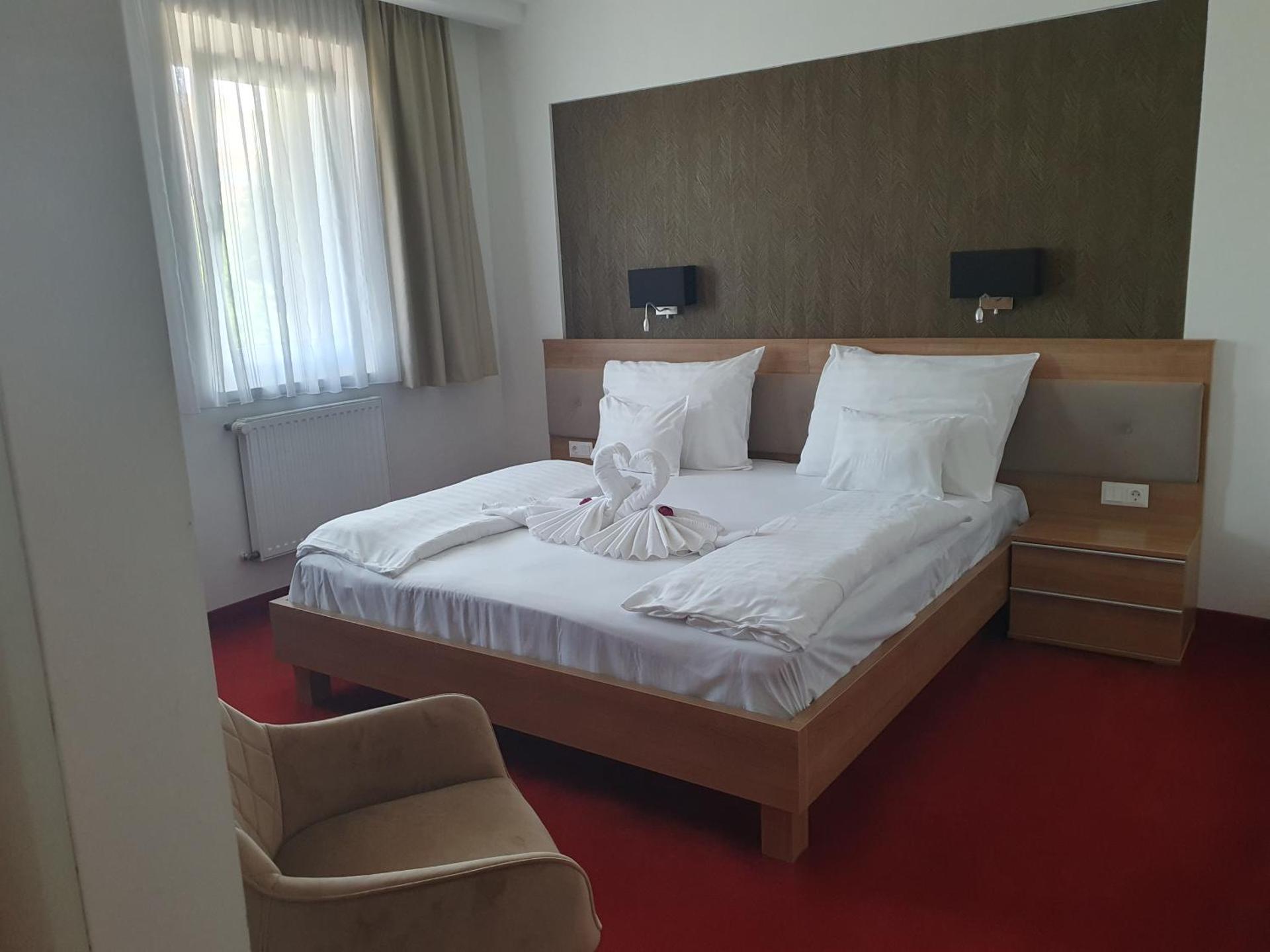 Corvina Hotel-Restaurant