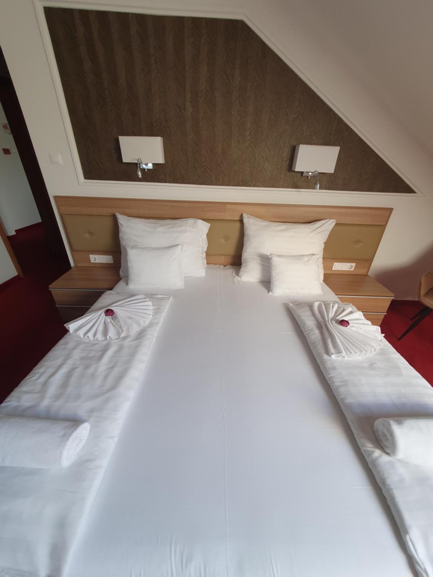 Corvina Hotel-Restaurant