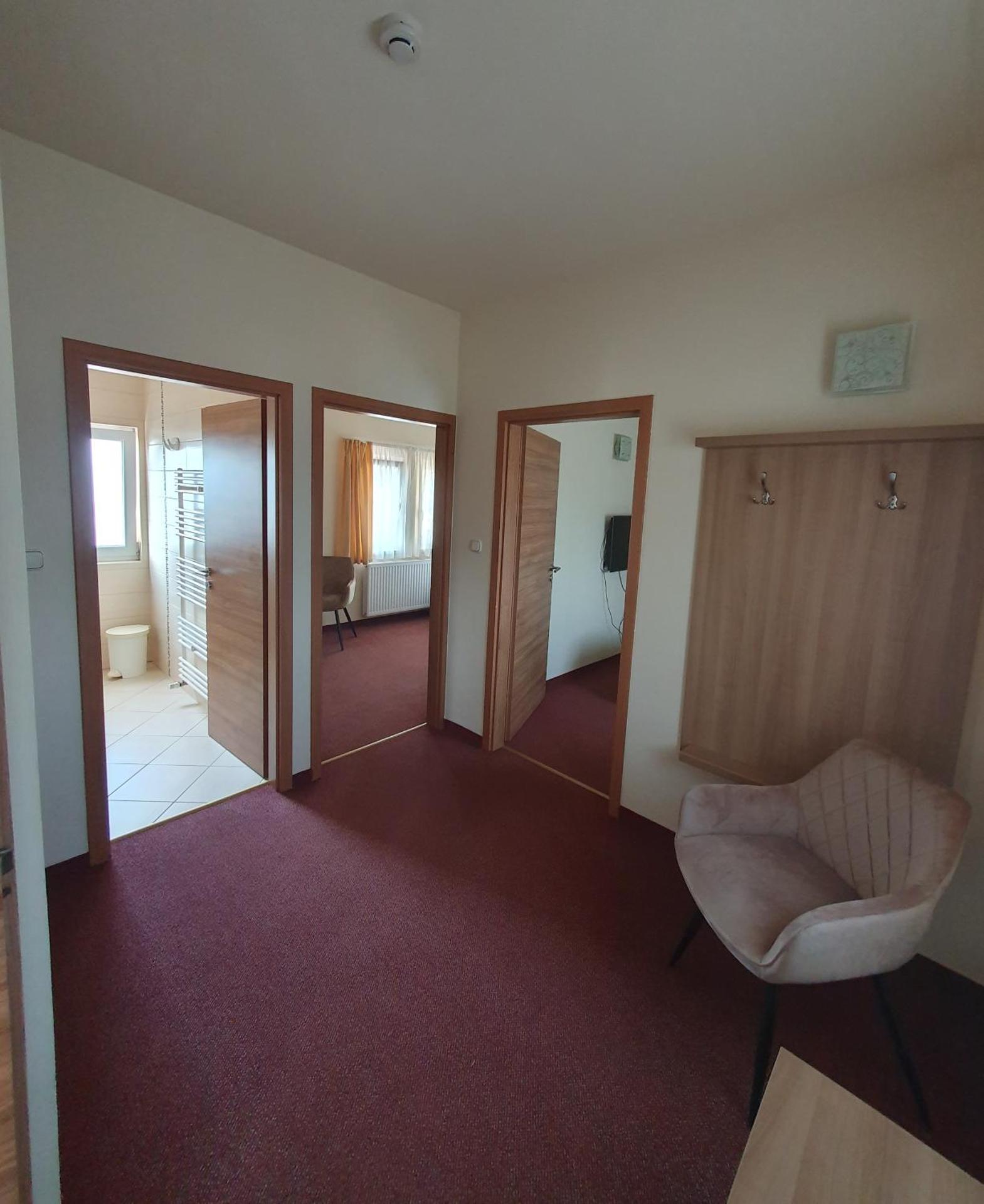 Corvina Hotel-Restaurant