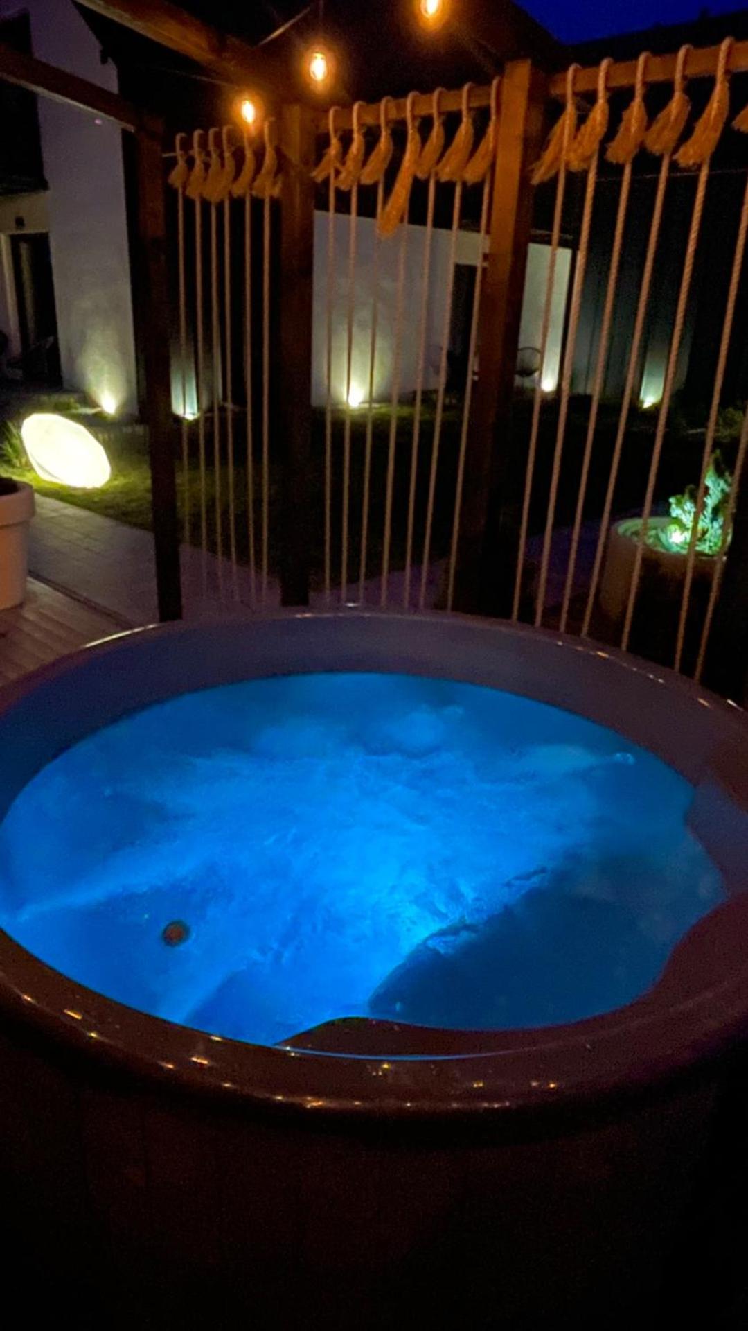 Loox Ostrovo- Boutique House-noclegi nad morzem