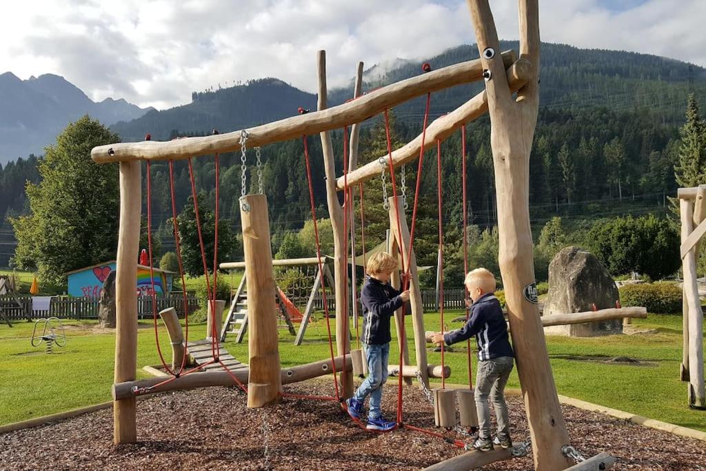 9 persons apartment Haus Jens