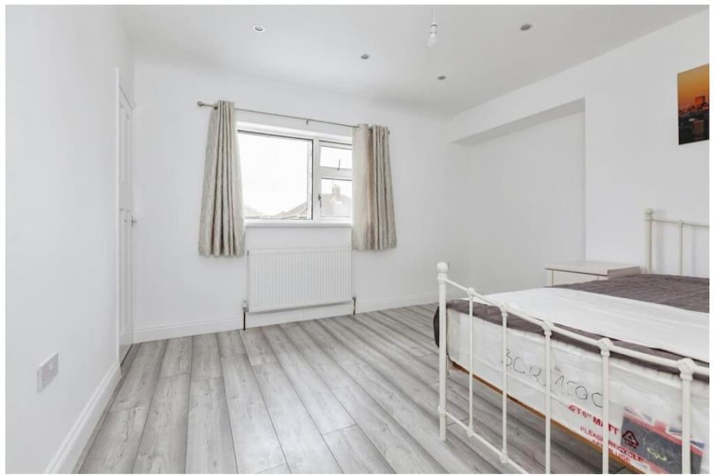 3 Bedroom House in Loughborough