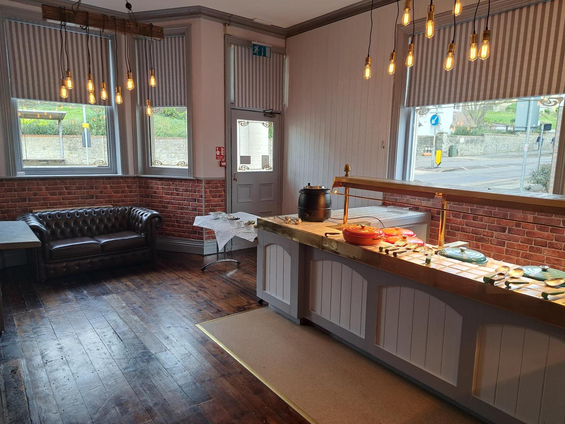 Restaurant/places to eat