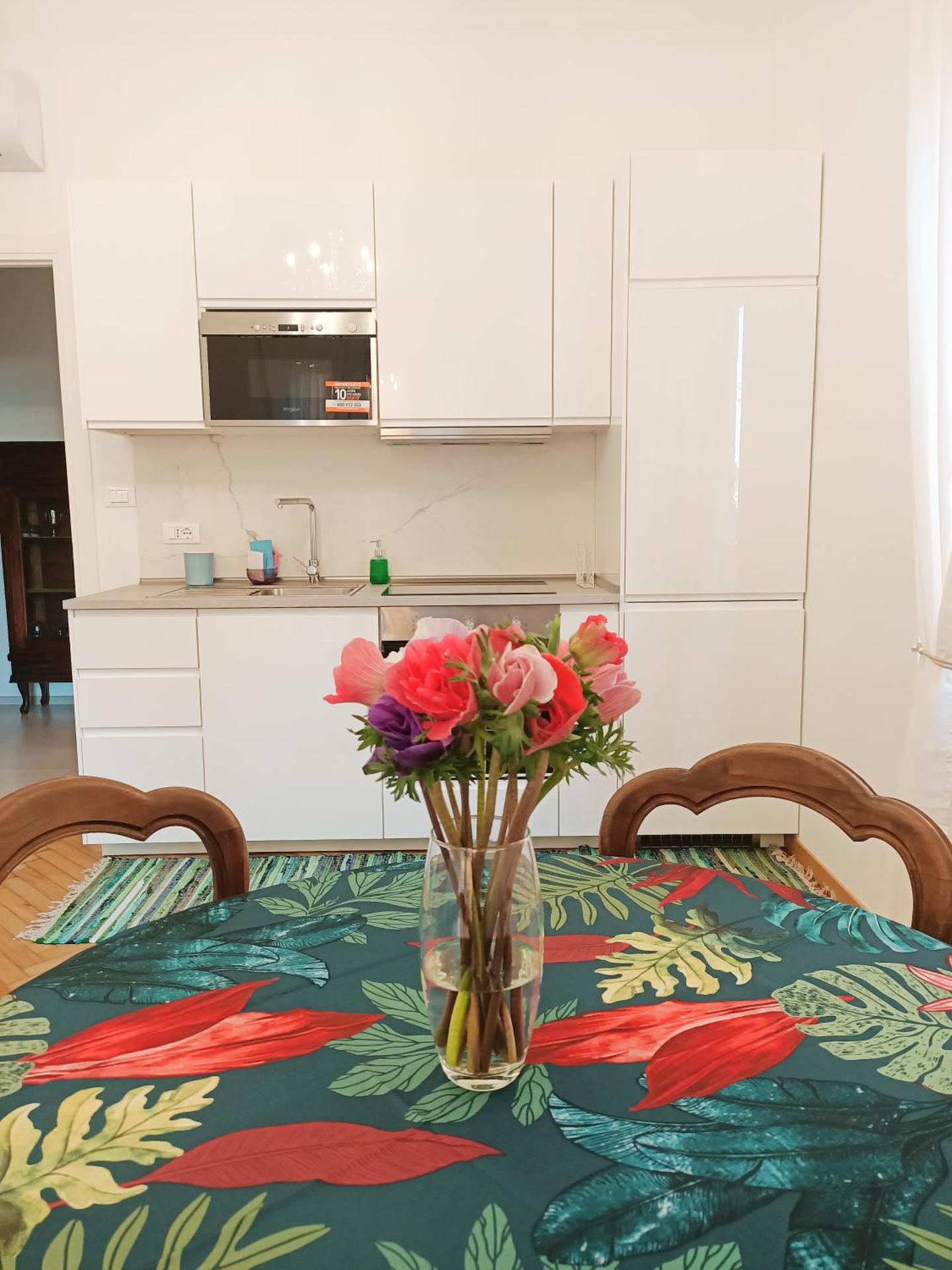 Interno 3 - vicino al mare e pista ciclabile, centro zona Foce