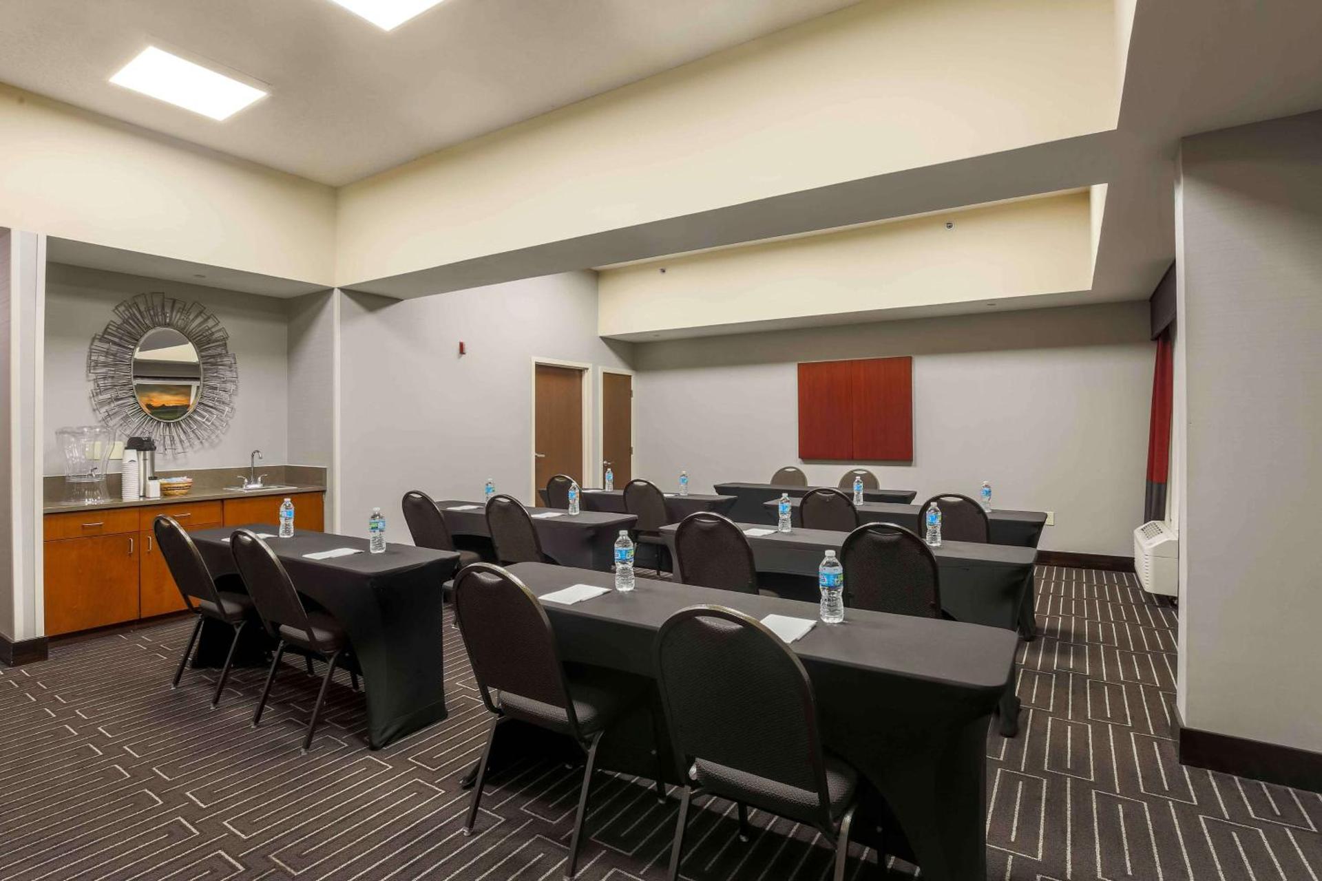 Meeting/conference room