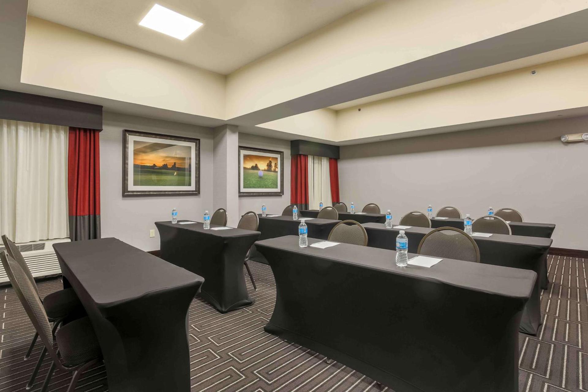 Meeting/conference room