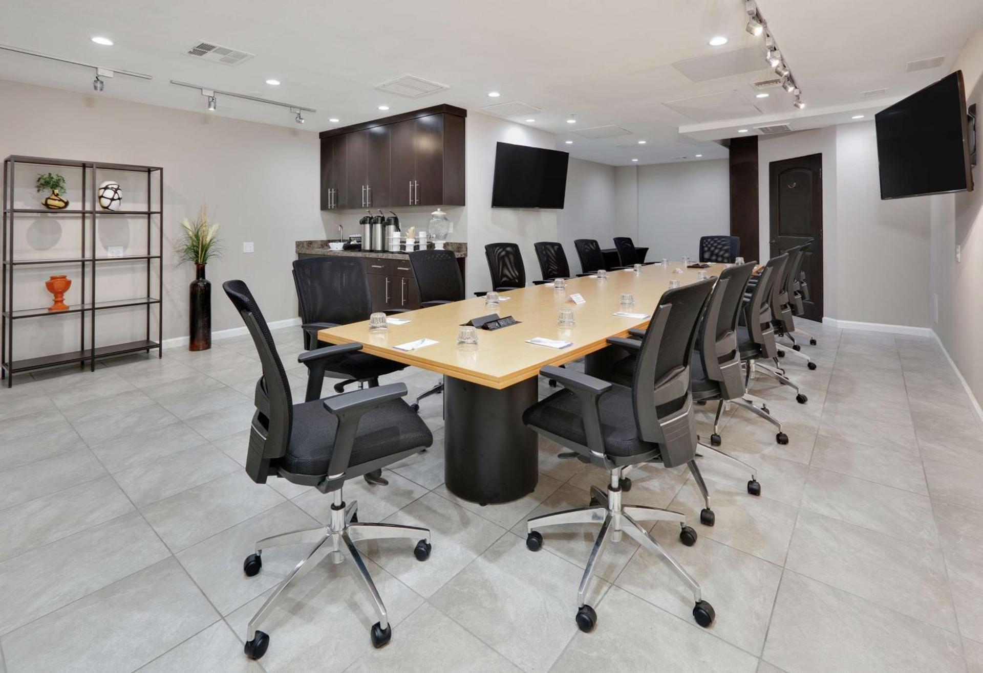 Meeting/conference room