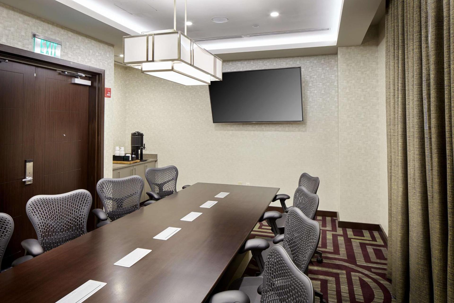 Meeting/conference room