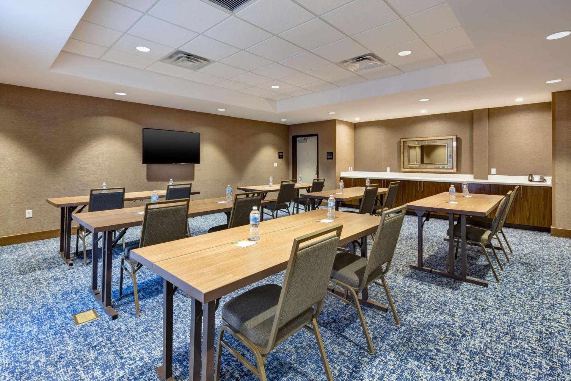 Meeting/conference room