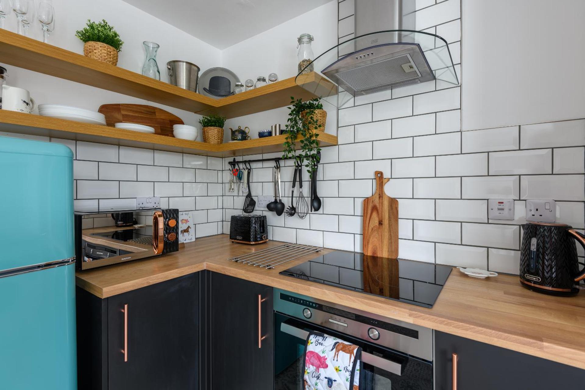 Kitchen or kitchenette