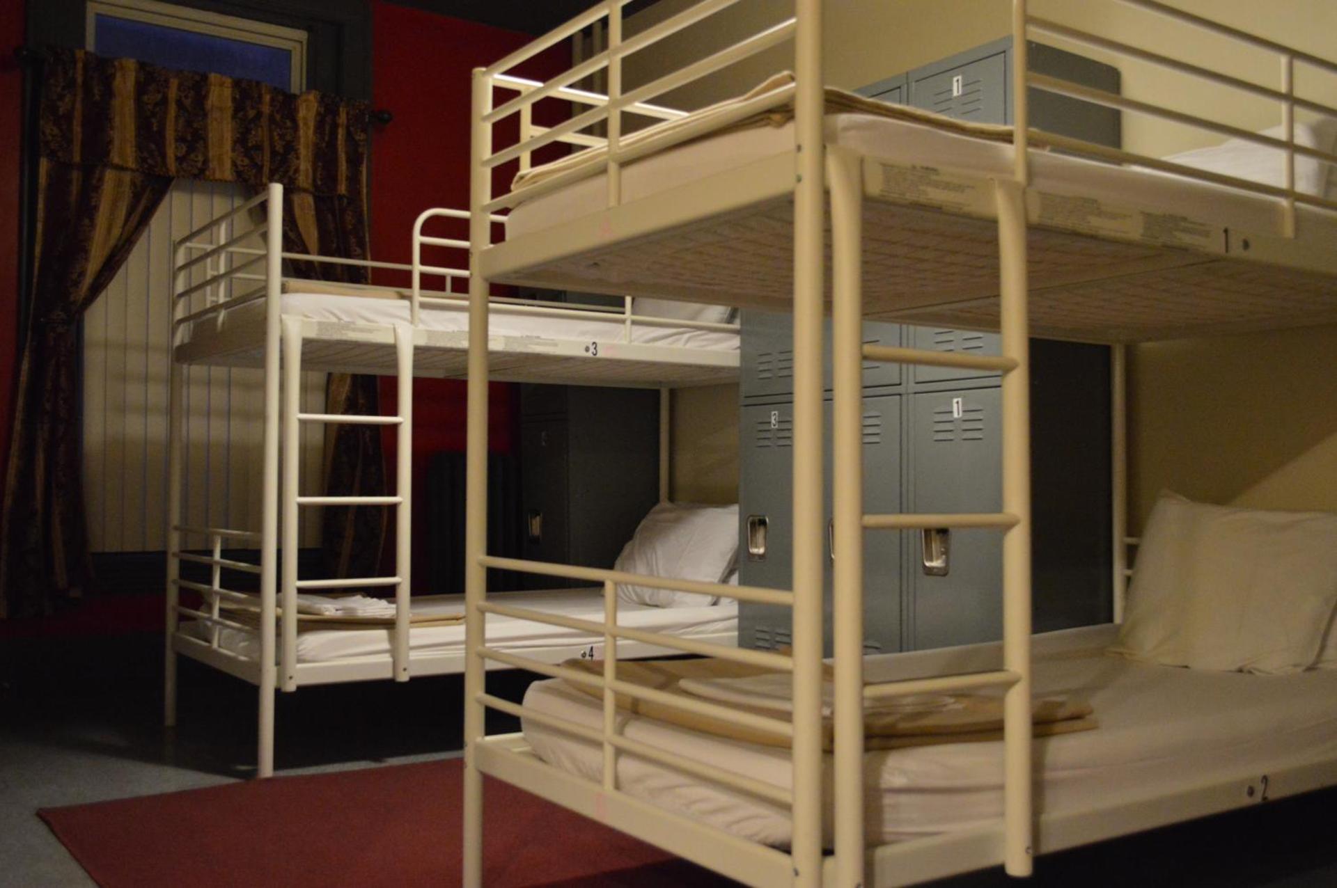 bunk bed