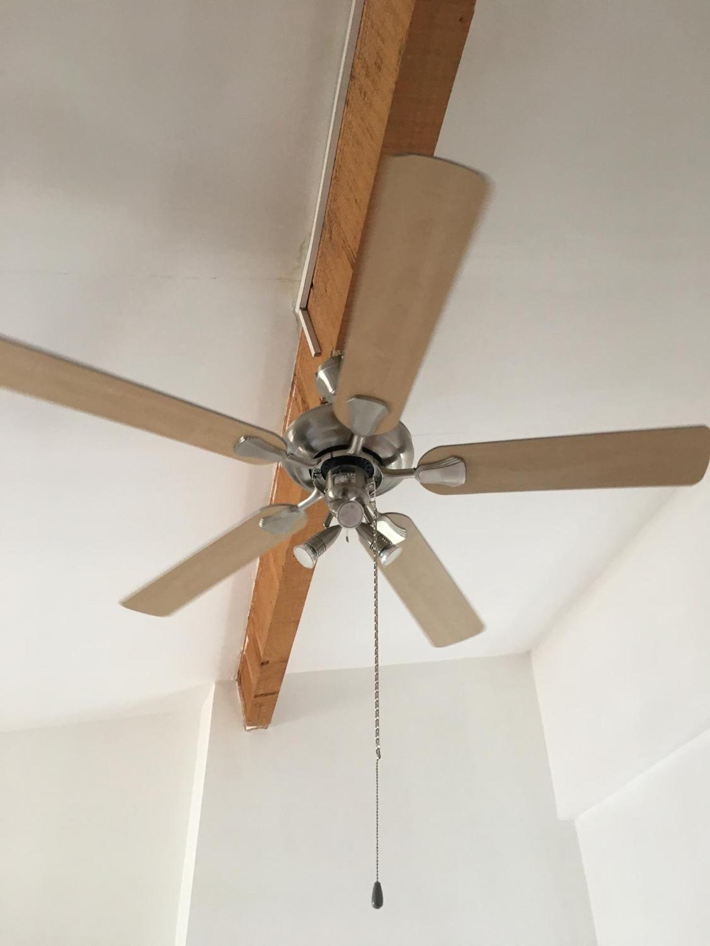 Nîmes centre sur les toits - clim mobile