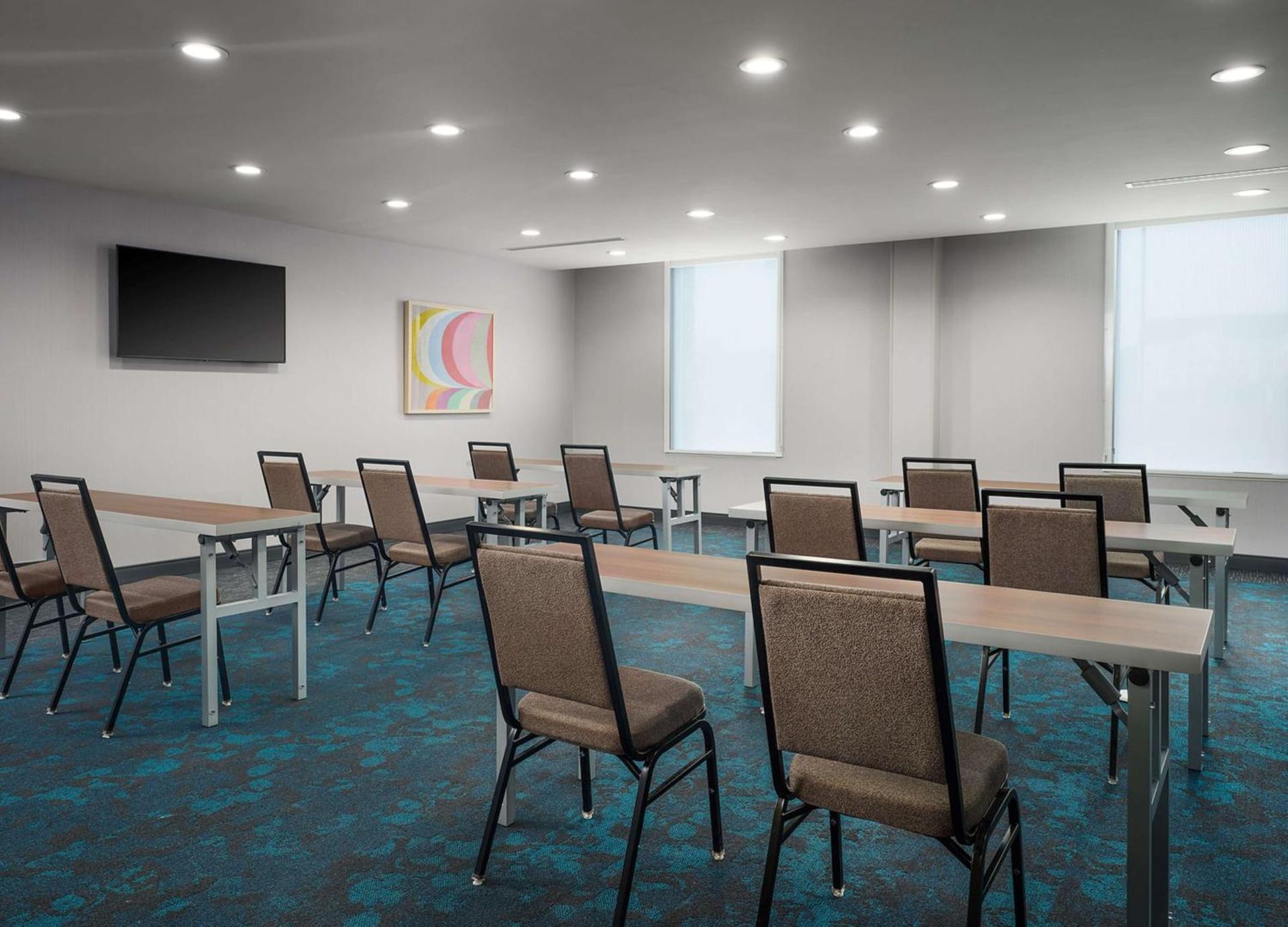 Meeting/conference room