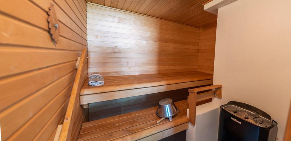 Omakotitalo keskustan lähellä