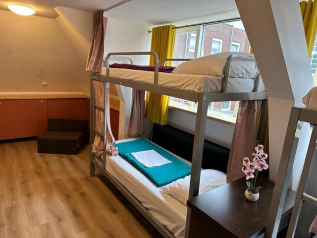 Room Mate Hostel Amsterdam Zaandam