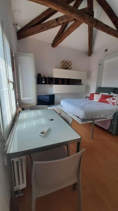 Monolocale vicino San Marco