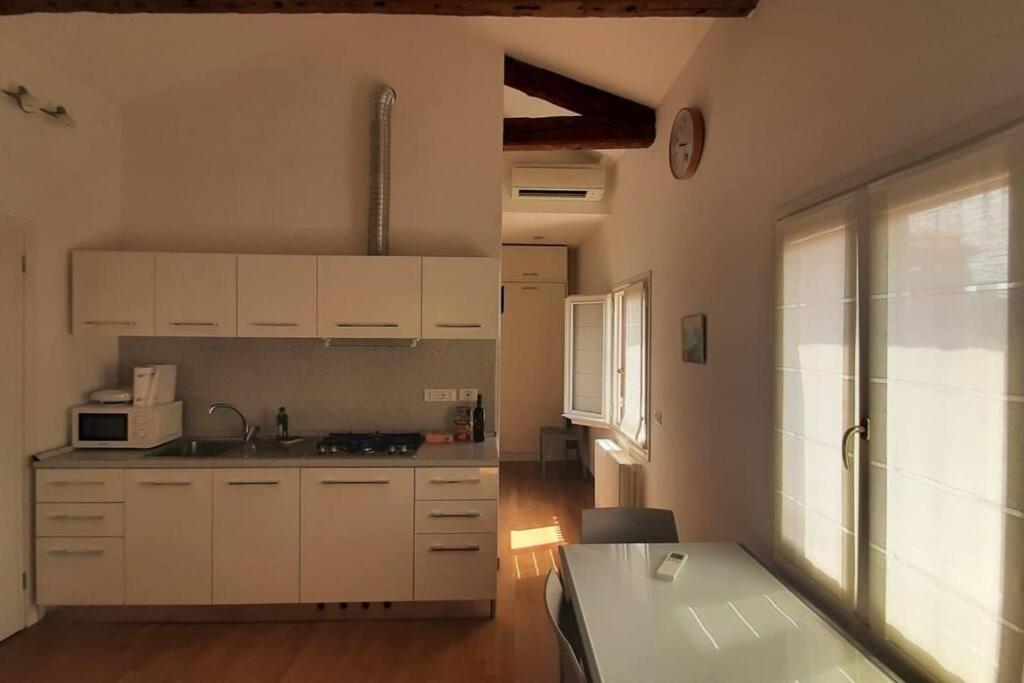 Monolocale vicino San Marco