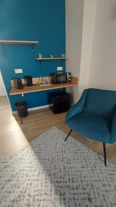 Mister Hinster - studio tout confort centre ville Nogent-le-Rotrou - 1e étage