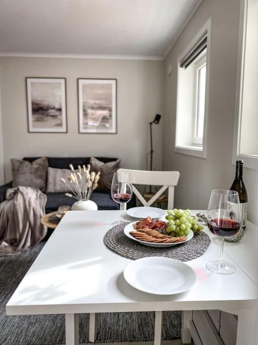 Beautiful apartment near forest, sea and city