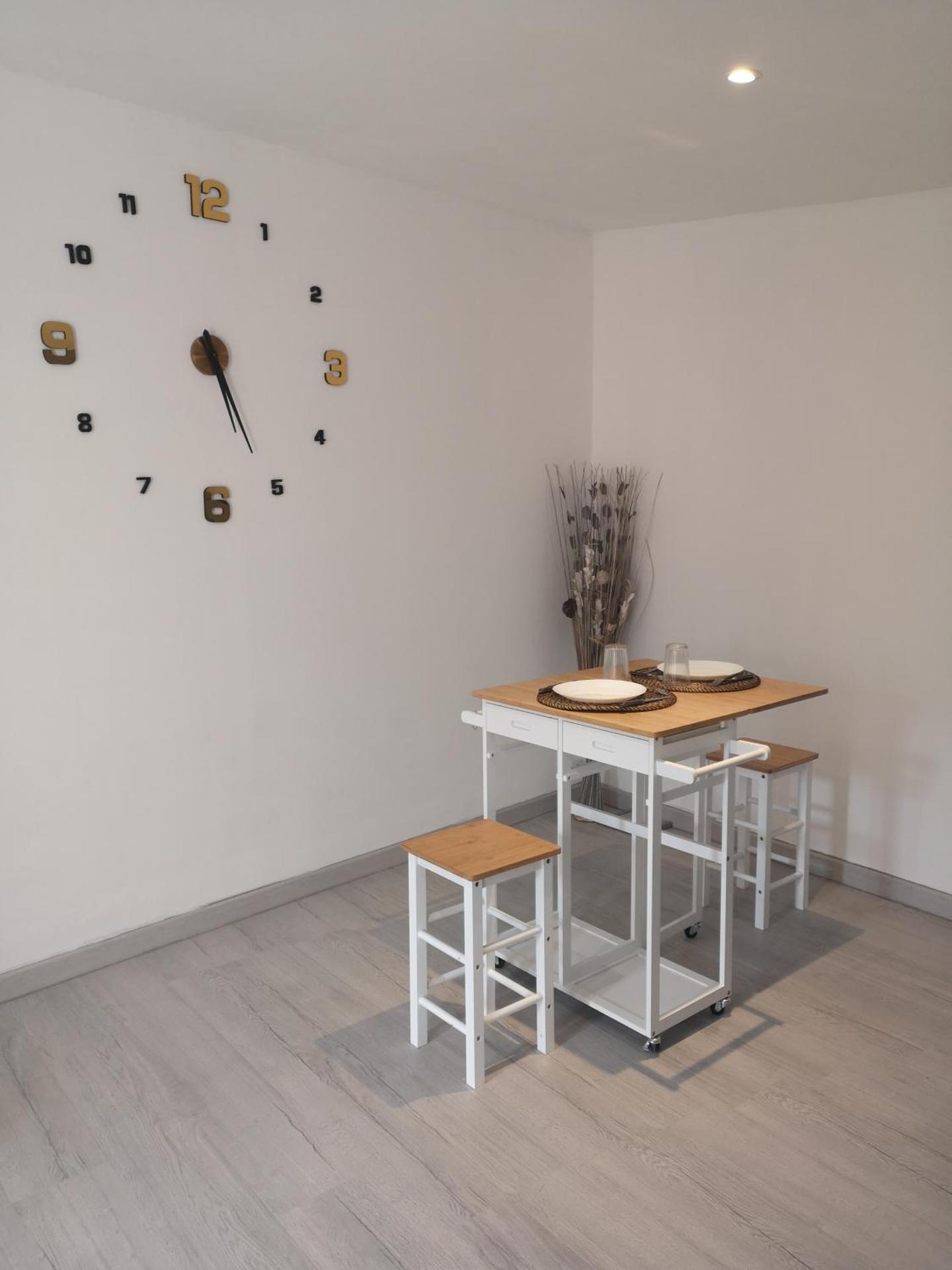 Studio zen au calme avec piscine partagée