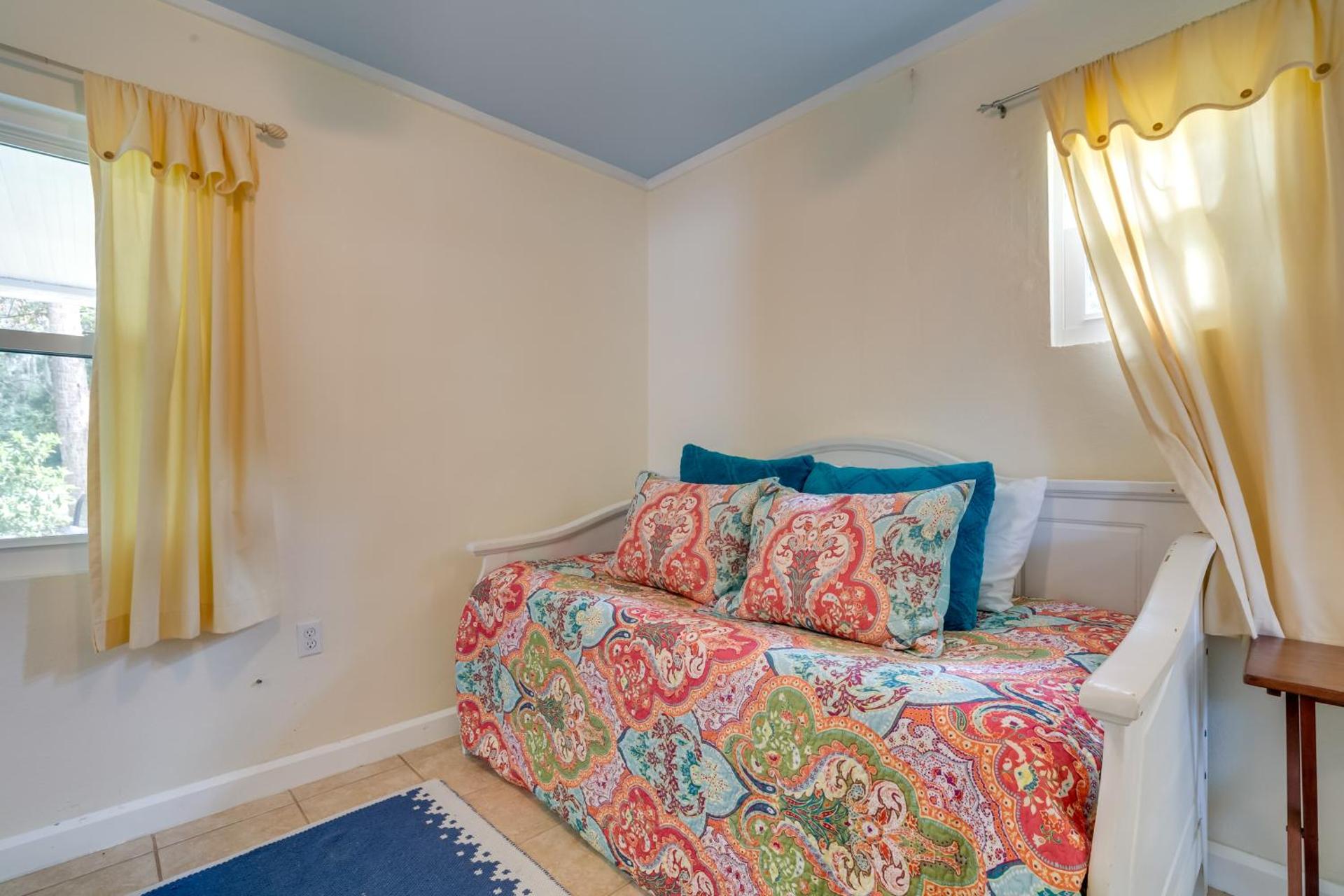 7 Mi to Gulf Home with Dock Access in Crystal River