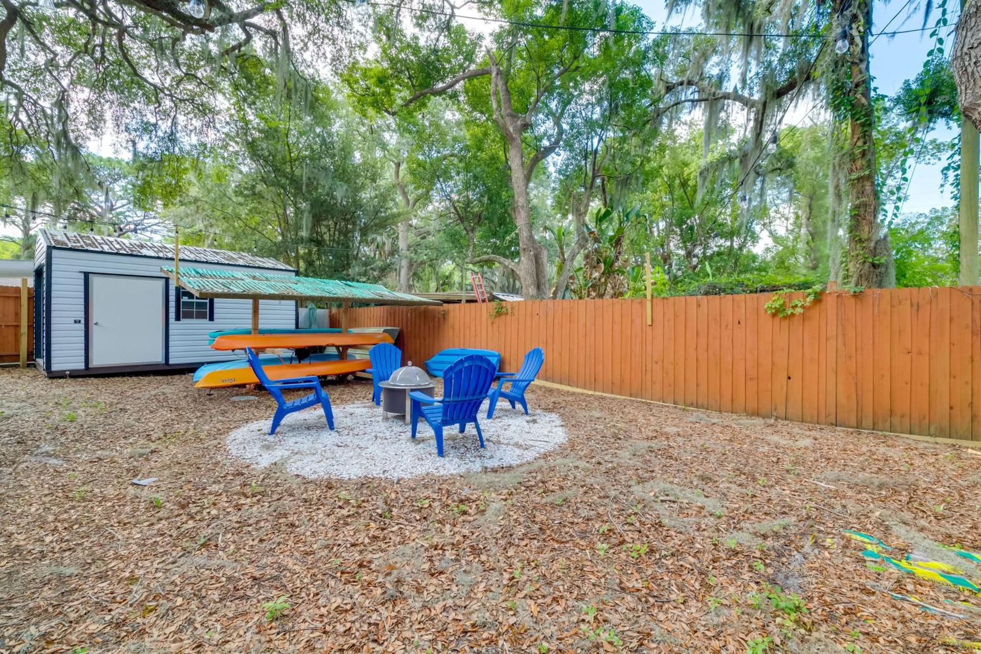 7 Mi to Gulf Home with Dock Access in Crystal River