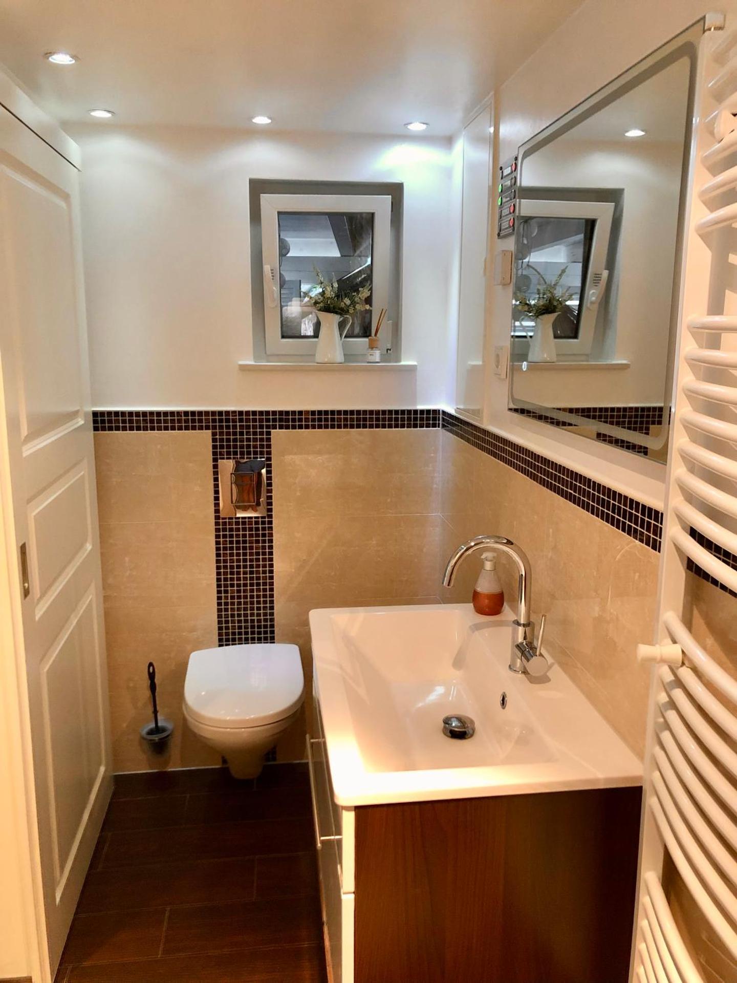 Apartment TinyHouse mit Pool, Outdoor Whirlpool und Garten