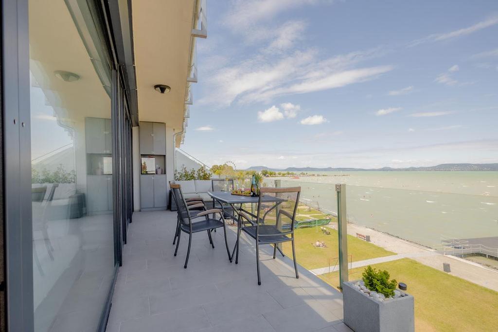 Lejlighed med udsigt over søen