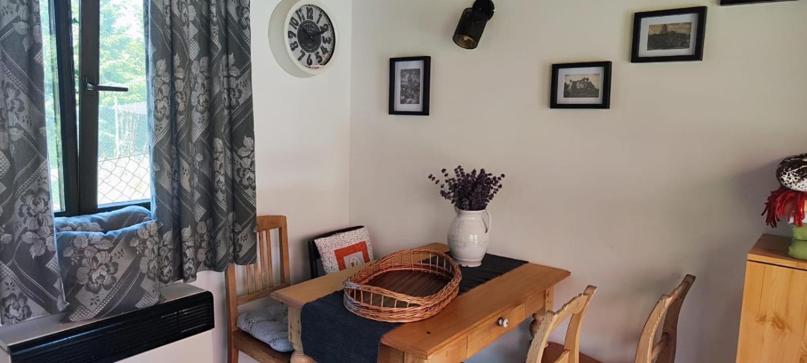 Chaty v Českém ráji u Prachovských skal - Malá chata pro 4 - Velká chata pro až 7 osob - ubytování v soukromí